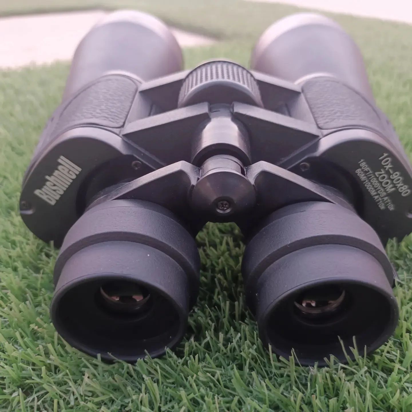 Bushnell Zoom Scopes – 10-90x80, 70x70 & 20x50 Models with 4 to 6 KM Range