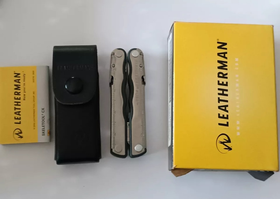 Leatherman Fuse Multi-Tool With Leather sheath