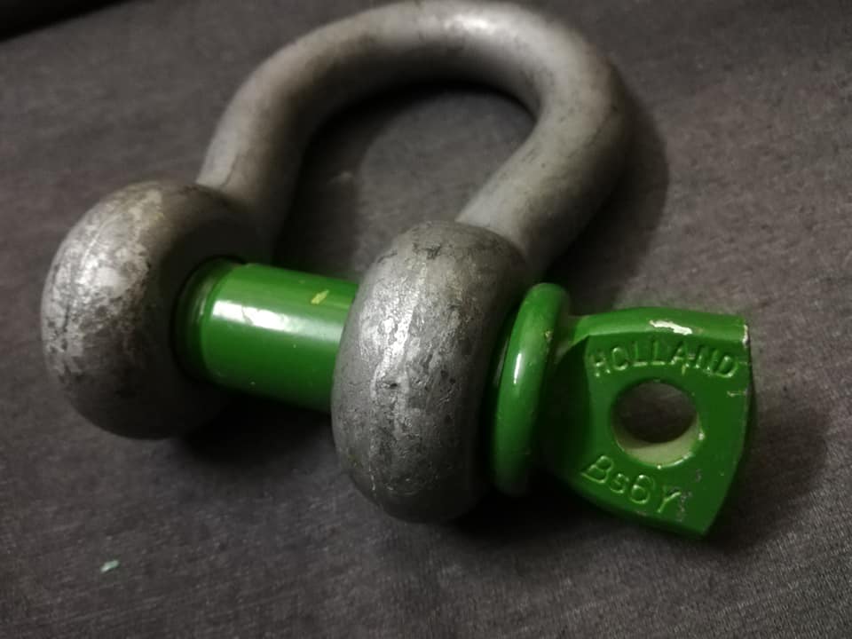 Ironman 4x4 Off-Road D-Ring Screw Bolt Shackle – Winch & Snatch Strap Recovery Gear