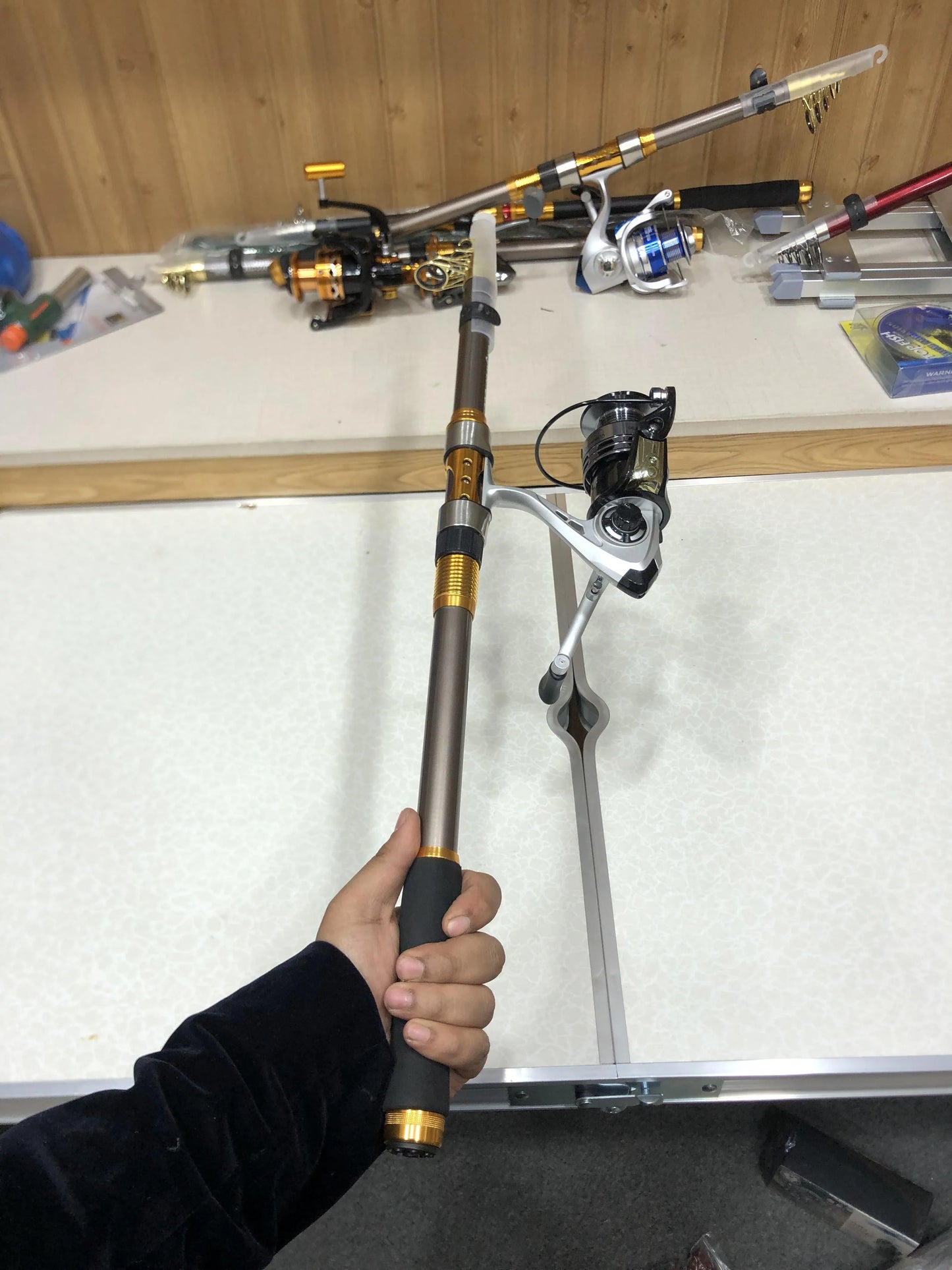 Z7000 3.6 Meter Professional Fishing Rod – Lightweight Durable & Ready for Any Catch