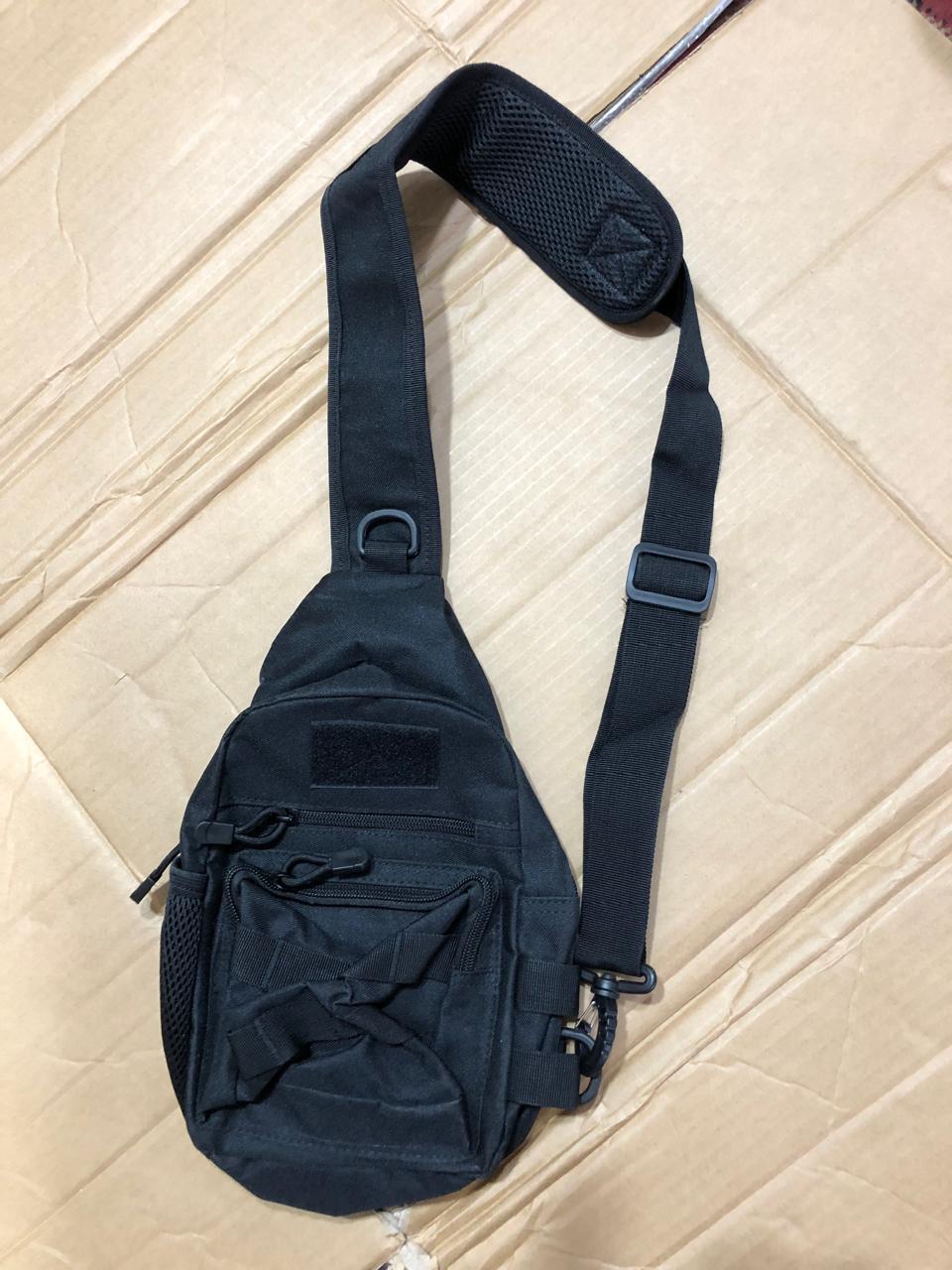 Sling Bag Chest Bag with USB Charging Port – Lightweight Crossbody Bag for Hiking, Cycling & Travel (Black)