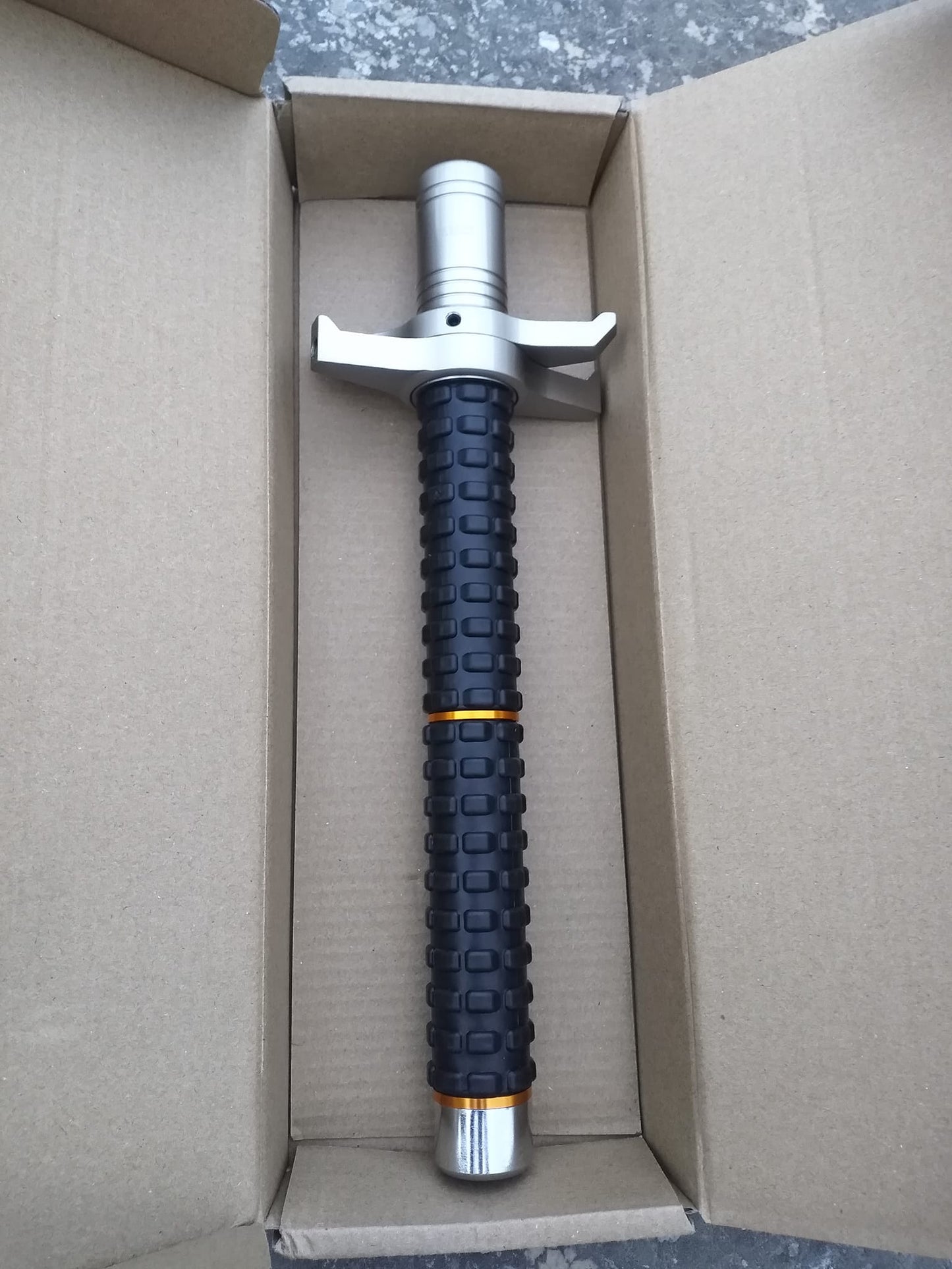 Extendable Telescopic Baton – 32-Inch Self-Defense Tool, Silver Finish