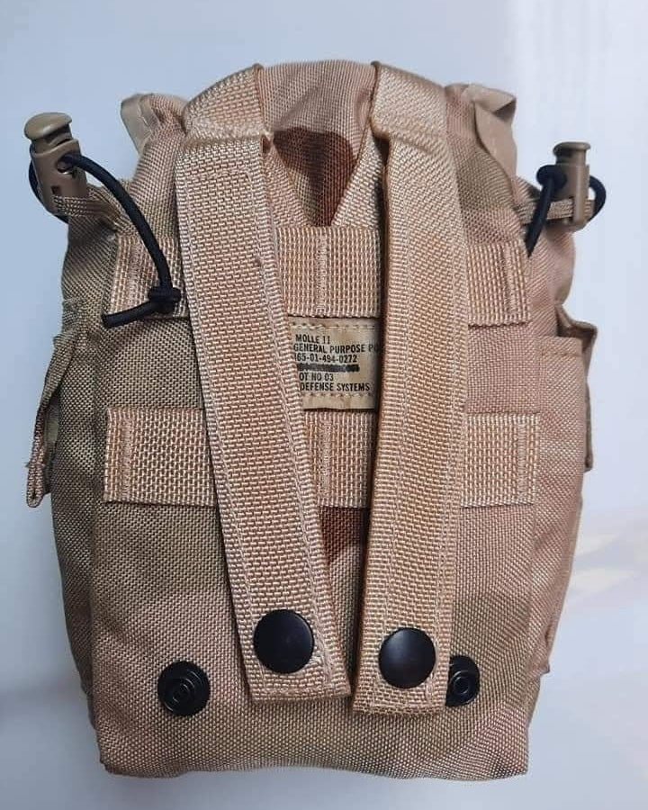 Authentic US Military Canteen Bottle + MOLLE II Pouch – Durable & Versatile