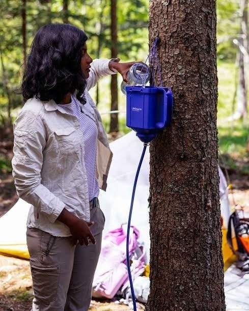 LifeStraw Family 1.0 Portable Gravity Water Purifier – 3 Years of Clean Water for a Family of 5
