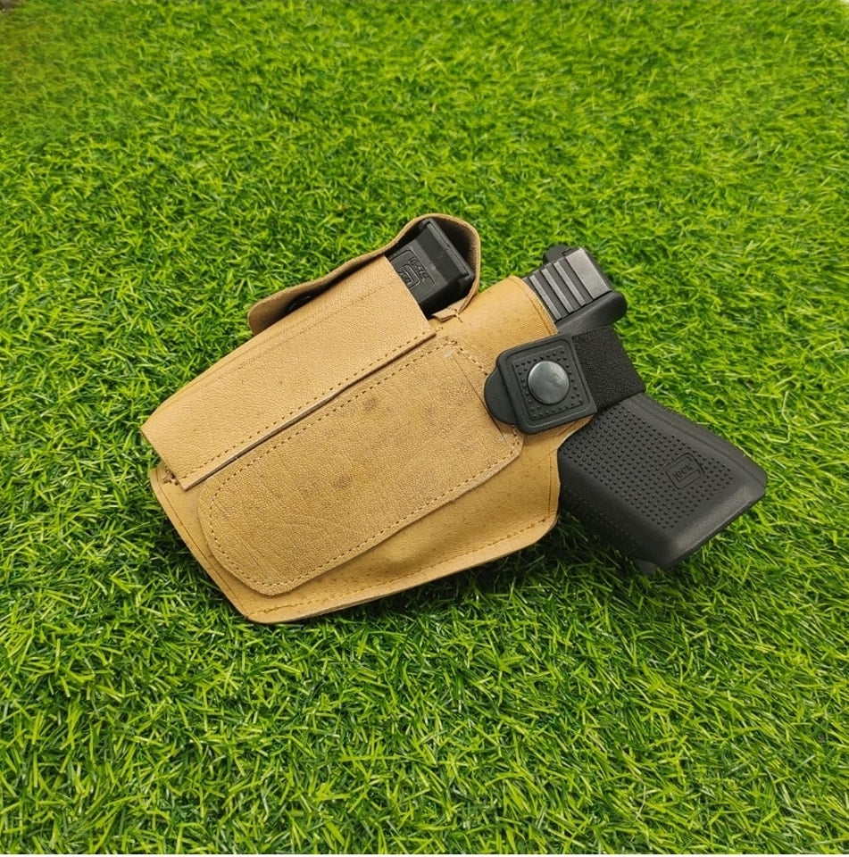 Pant Holster OWB Right Side Holster for 9mm Pistols – Comfortable & Secure