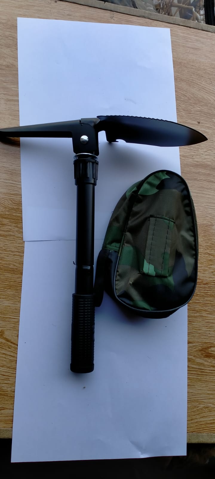 Multi-Purpose Folding Metal Shovel – Compact Survival Tool for Outdoor Use