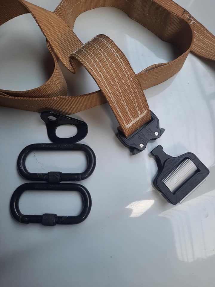 AUSTRI-ALPIN Personal Protection Climbing Kit with Cobra Buckle and carabiners