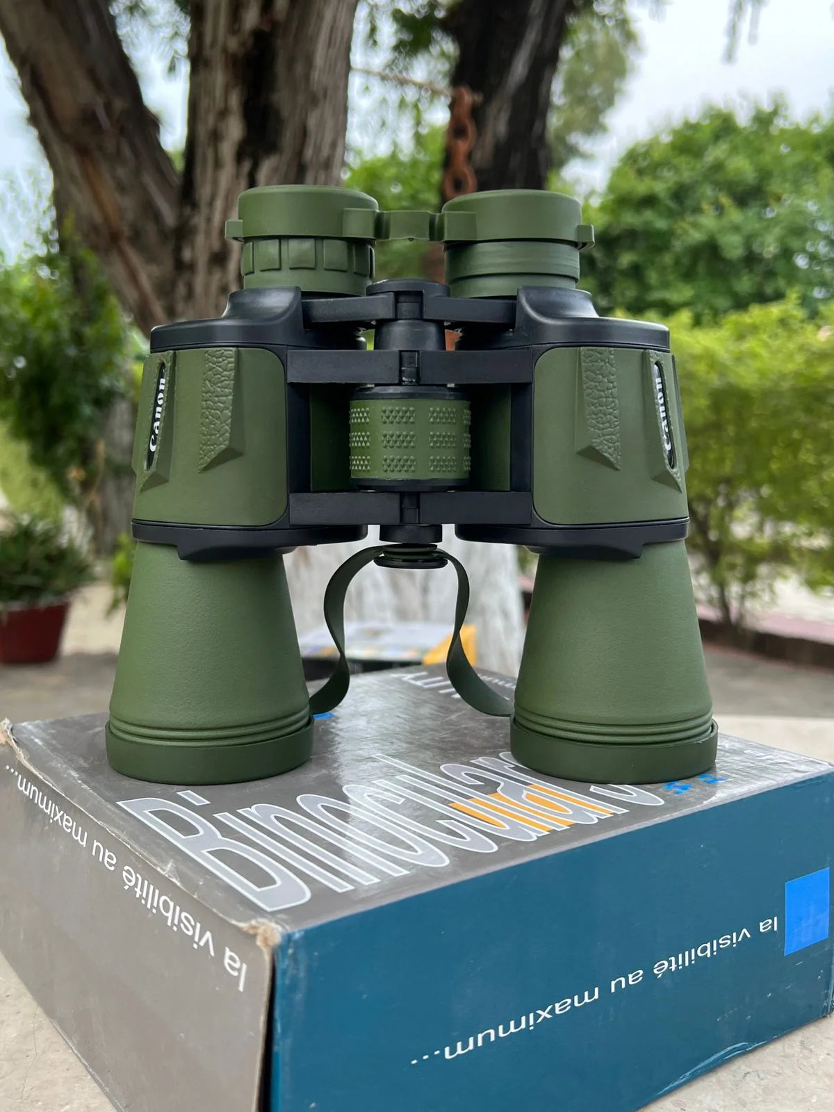 Canon 20×50 Premium Binoculars – Superior Optics for Crystal Clear Views