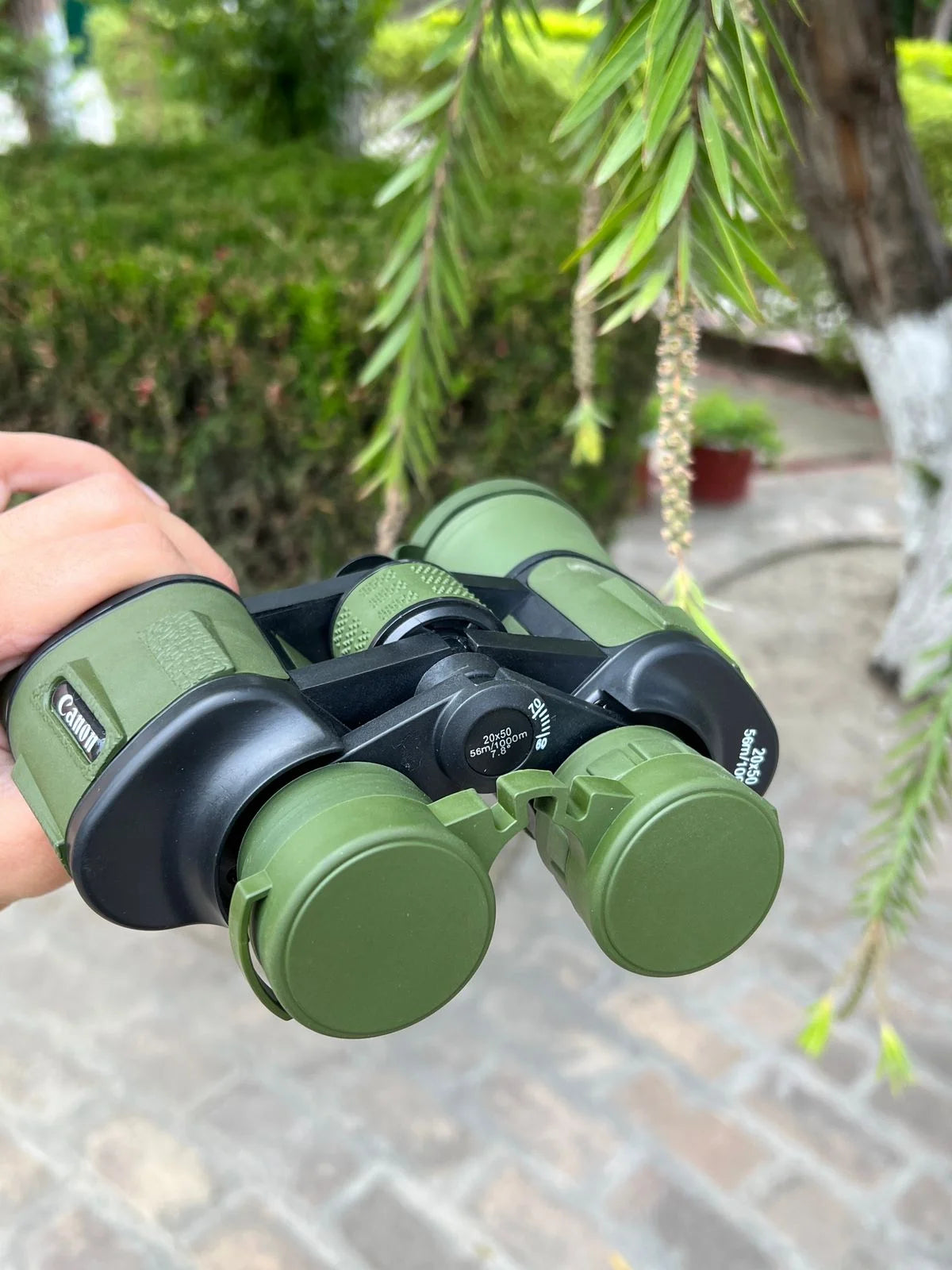 Canon 20×50 Premium Binoculars – Superior Optics for Crystal Clear Views