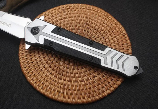 Multi-functional Browning F130 tool for outdoor tasks and everyday use