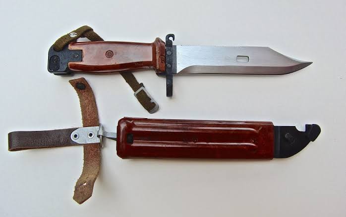 Polish Type 3 military tool – rugged outdoor equipment for survival and camping