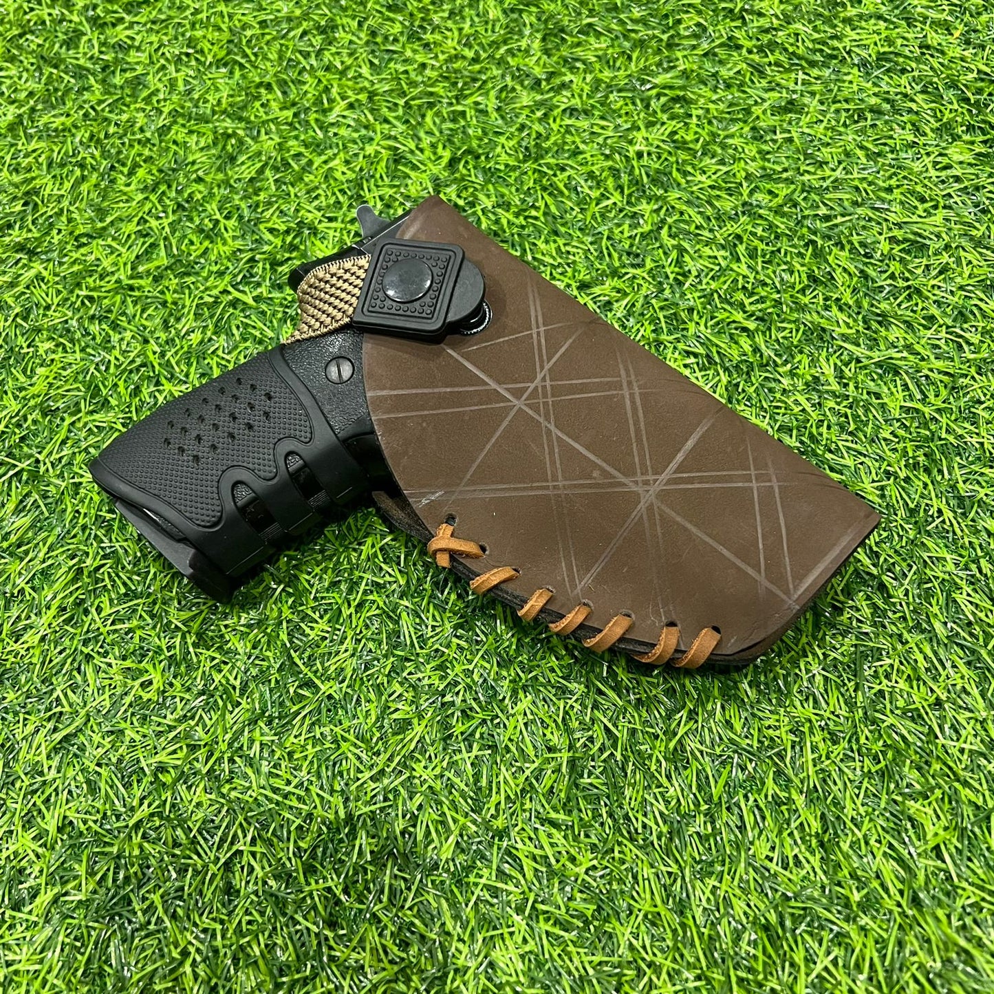 Pant Holster OWB Right Side Holster for 9mm Pistols – Comfortable & Secure