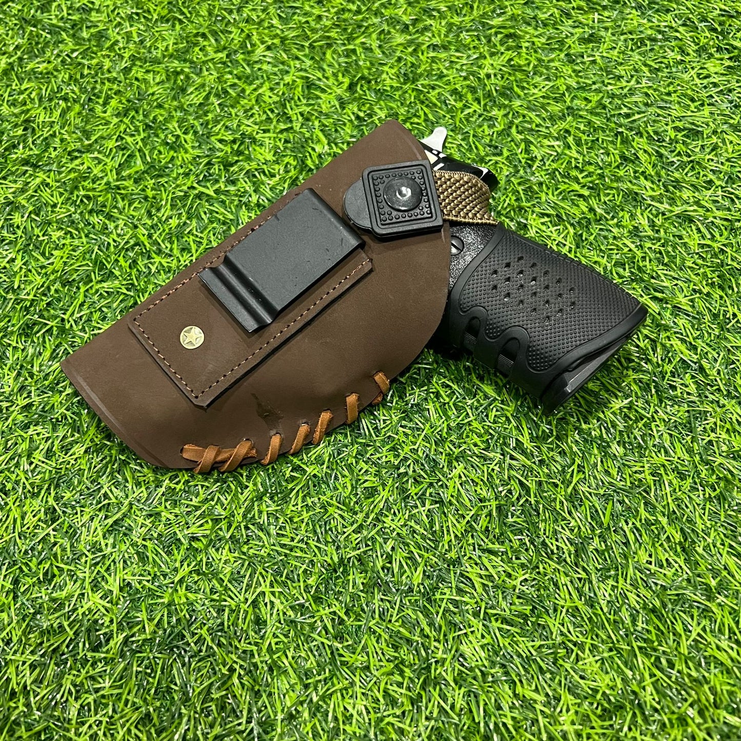 Pant Holster OWB Right Side Holster for 9mm Pistols – Comfortable & Secure