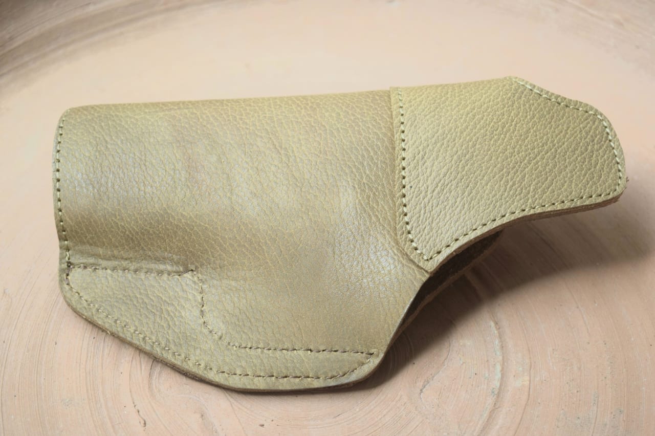 High-Quality Leather IWB Pistols Holster  – Comfortable, Concealed Carry