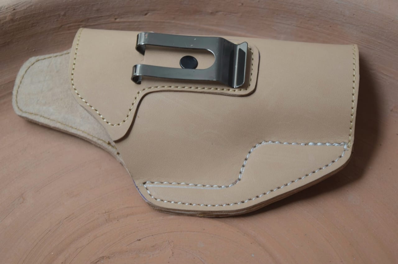 High-Quality Leather IWB Pistols Holster  – Comfortable, Concealed Carry