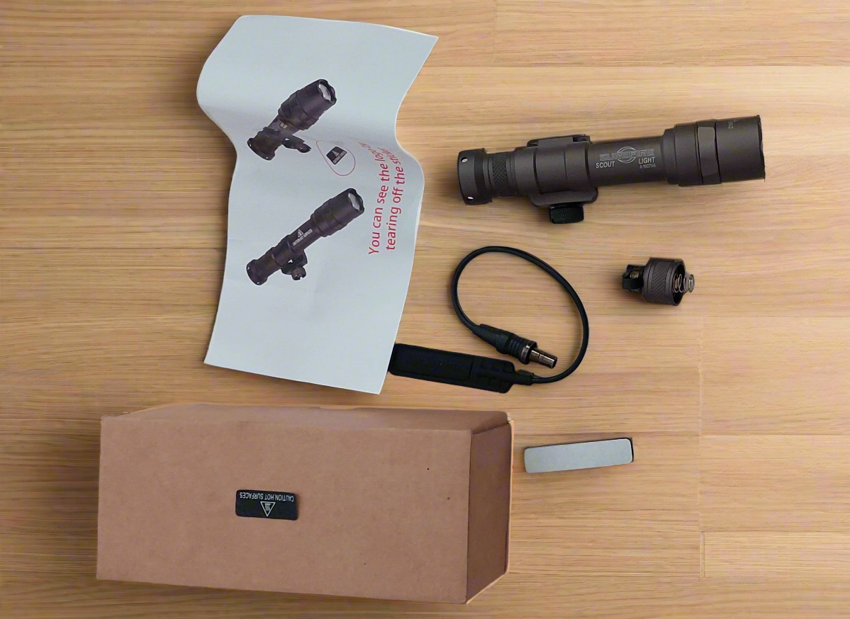 Surefire MC600 Mini Scout Light LED Torch