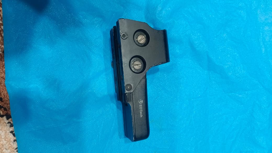 Eotech 552 holographic sight