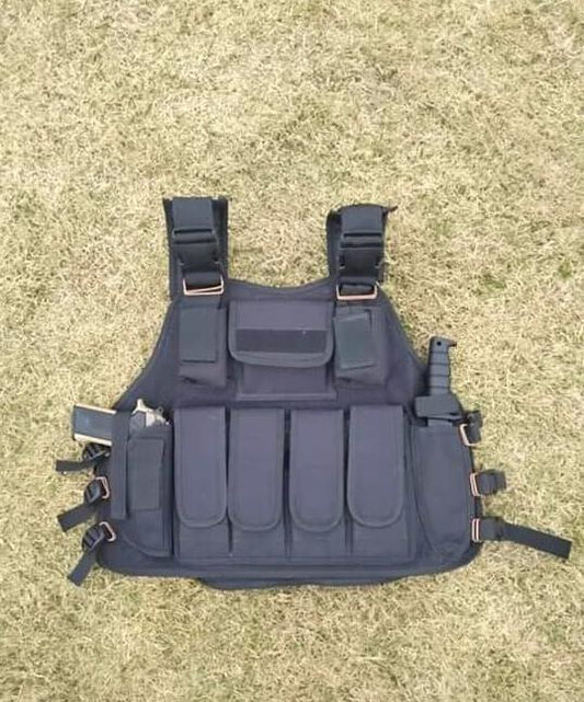 magazine vest, tactical vest, 4 mag vest, AK47 vest, M4 magazine holder, knife sheath vest, pistol holster vest, tactical gear Pakistan
